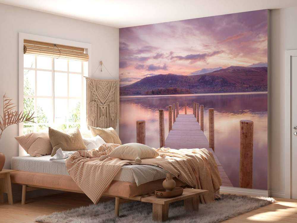 Molo di legno al tramonto