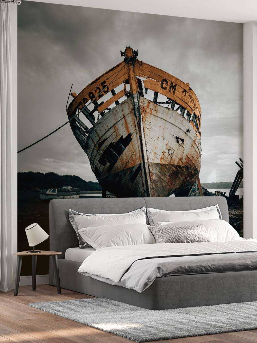 Vecchio relitto arrugginito