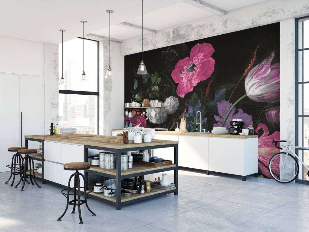 Natura morta di fiori barocchi - rosa lunatico