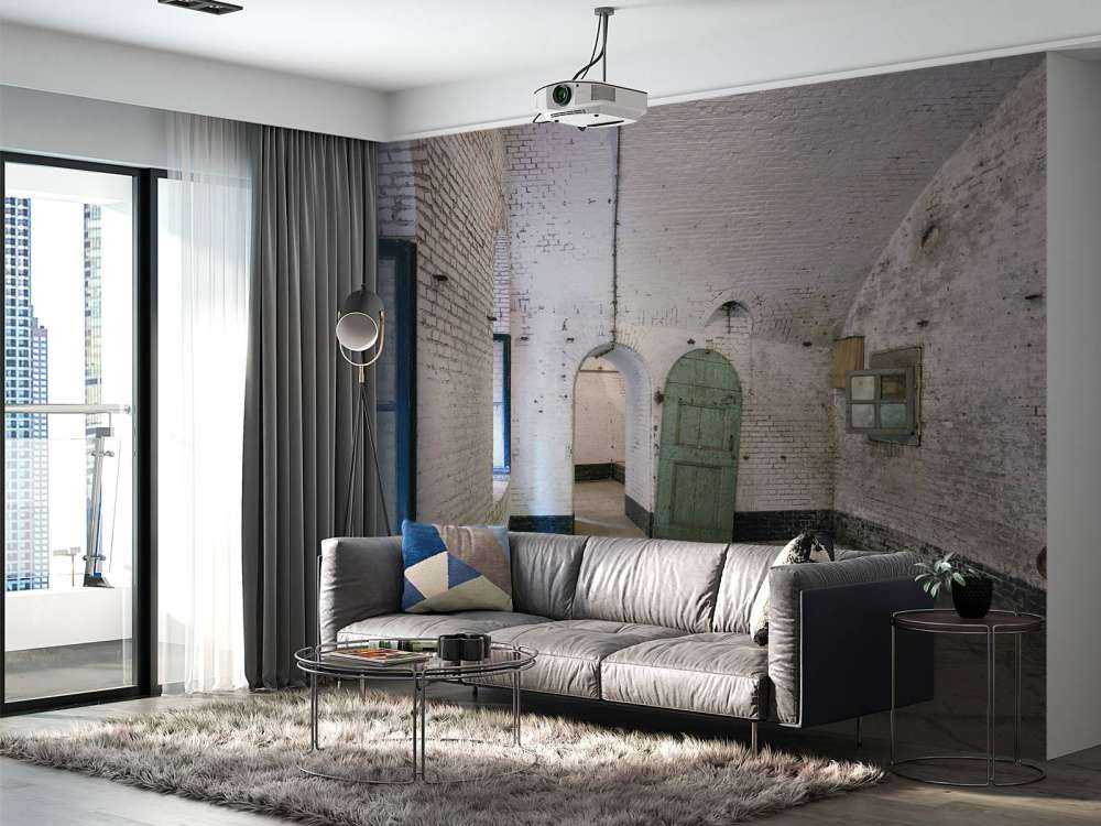 Porta verde in un vecchio edificio