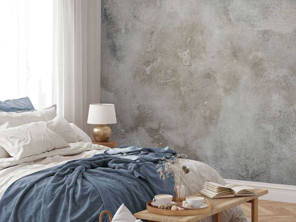 Vecchi stucchi rovinati dalle intemperie