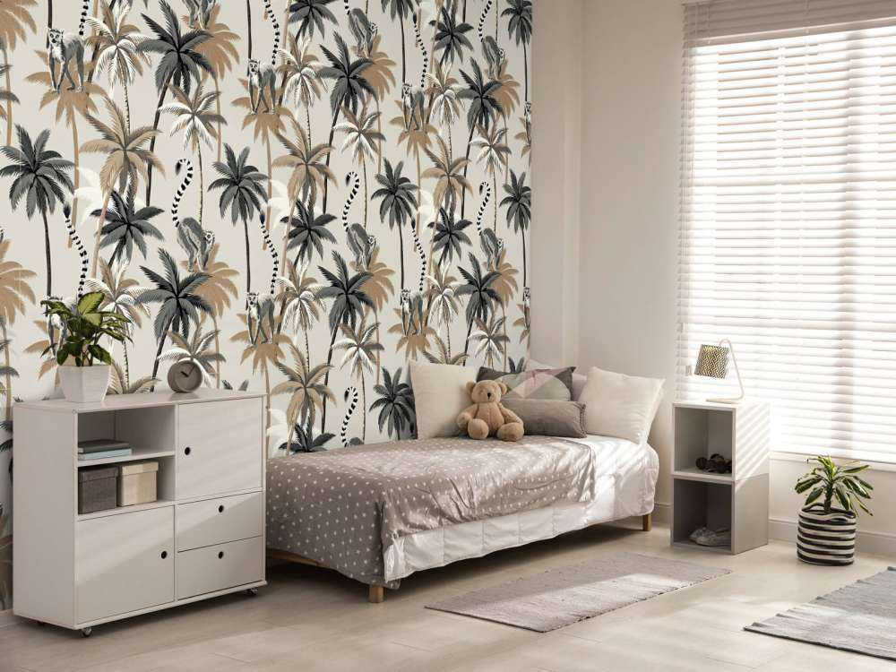 Lemuri dalla coda ad anelli sugli alberi